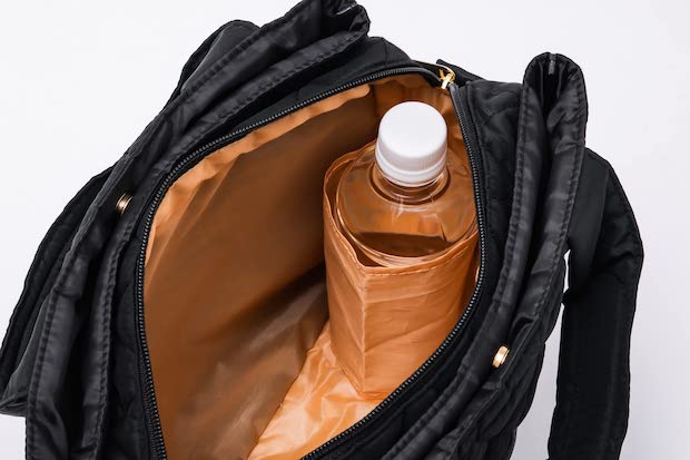 Utao: 撥水・軽量 3層キルティングバッグ ペットボトルポケット