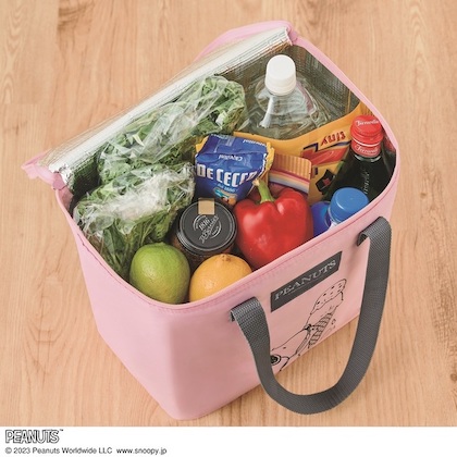 スヌーピー ボックス型の大容量保冷バッグ