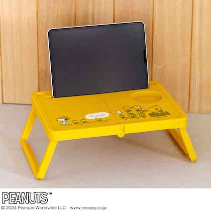SNOOPY (スヌーピー) 軽くて万能!折りたたみピクニックテーブル vintage yellow