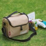 Alpen Outdoors 外の熱から守る！多機能レジャーバッグBOOK feat. Coleman Special Package SAND BEIGE ＜セブン限定＞
