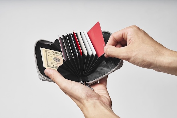 初代「プレイステーション」モチーフ じゃばら式財布&コントローラーの握れるマスコットキーホルダー