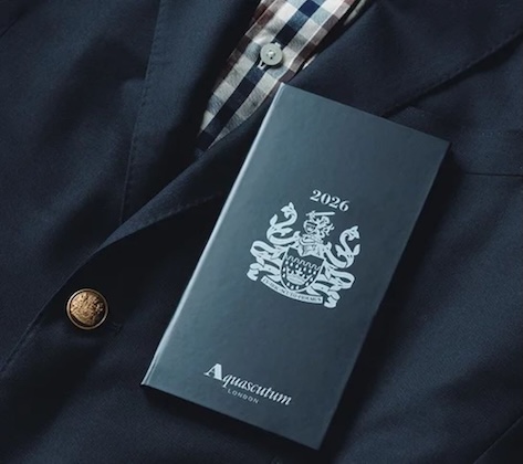 サライ 2025年 11月号 雑誌 付録 [「アクアスキュータム」スケジュール手帳]