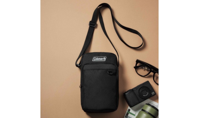 smart (スマート) 2026年 2月号 雑誌 付録 [Coleman (コールマン) キーリング付き2層ショルダーバッグ]