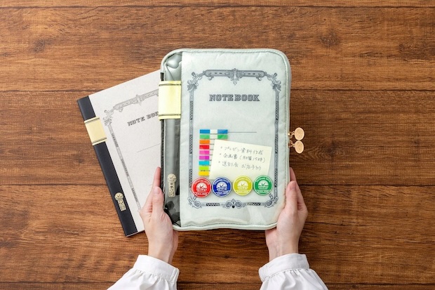 みんなのツバメノート クリアポケットが楽しいポーチBOOK