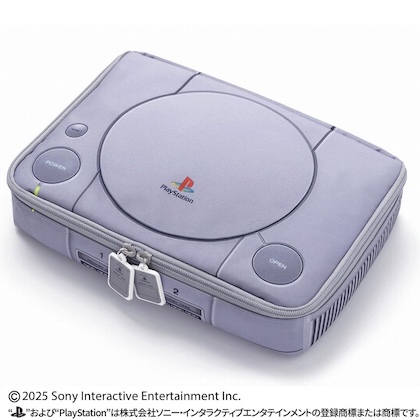 初代PlayStation™の原寸大マルチケース付き