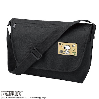 SNOOPY (スヌーピー) DAILY MESSENGER BAG