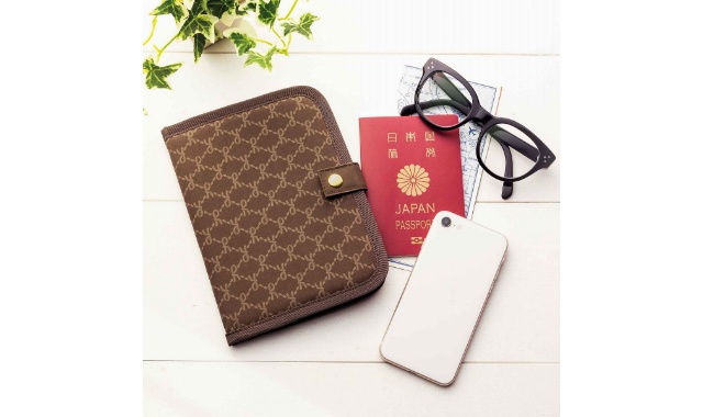 素敵なあの人 2026年 4月号 雑誌 付録 [Roberta di Camerino（ロベルタ ディ カメリーノ）持ち物整理ケース]