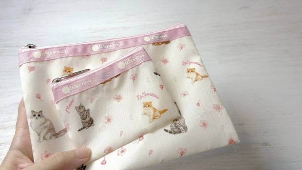 レスポートサック×MAQUIAコラボ 猫×桜柄ポーチ 2個セット