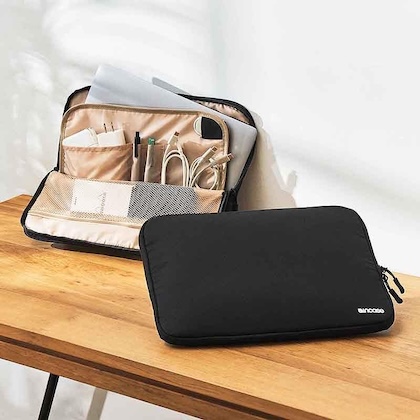 Incase (インケース) 収納上手になれる！マルチケース