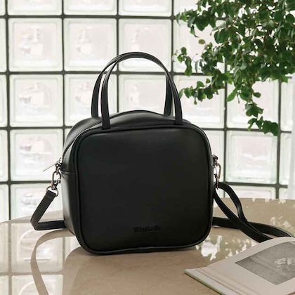 otona MUSE (オトナミューズ) 2026年 5月号増刊 雑誌 付録 [Whim Gazette (ウィム ガゼット) シンセティックレザーで作った 高見えハンドバッグ]