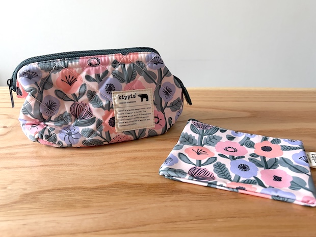 リンネル 2026年 5月号増刊 雑誌 付録 [kippis (キッピス) 180度開くキルティングポーチ＆ティッシュポーチセット]