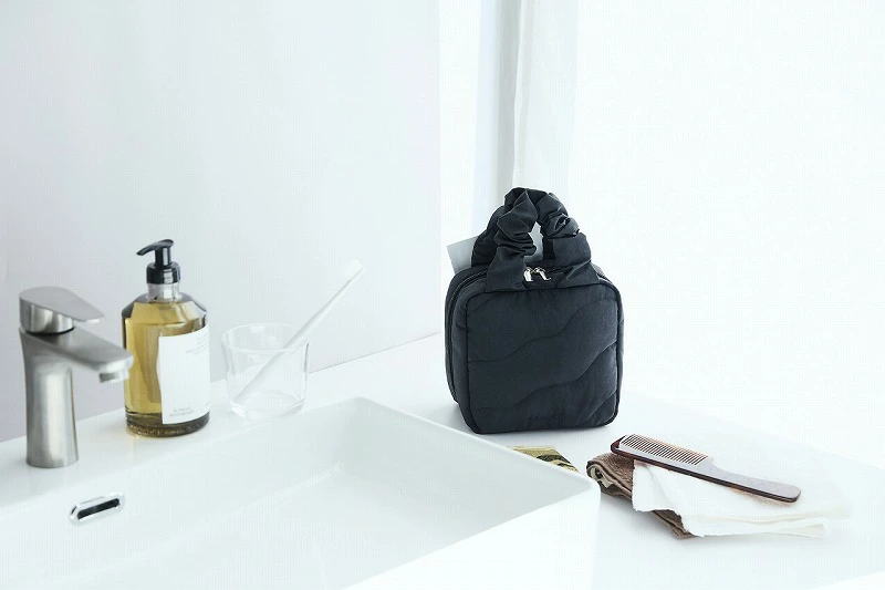 BRILMY 中身が見えて時短がかなう ズボラに優しいコスメポーチ BOOK M-size BLACK ver.