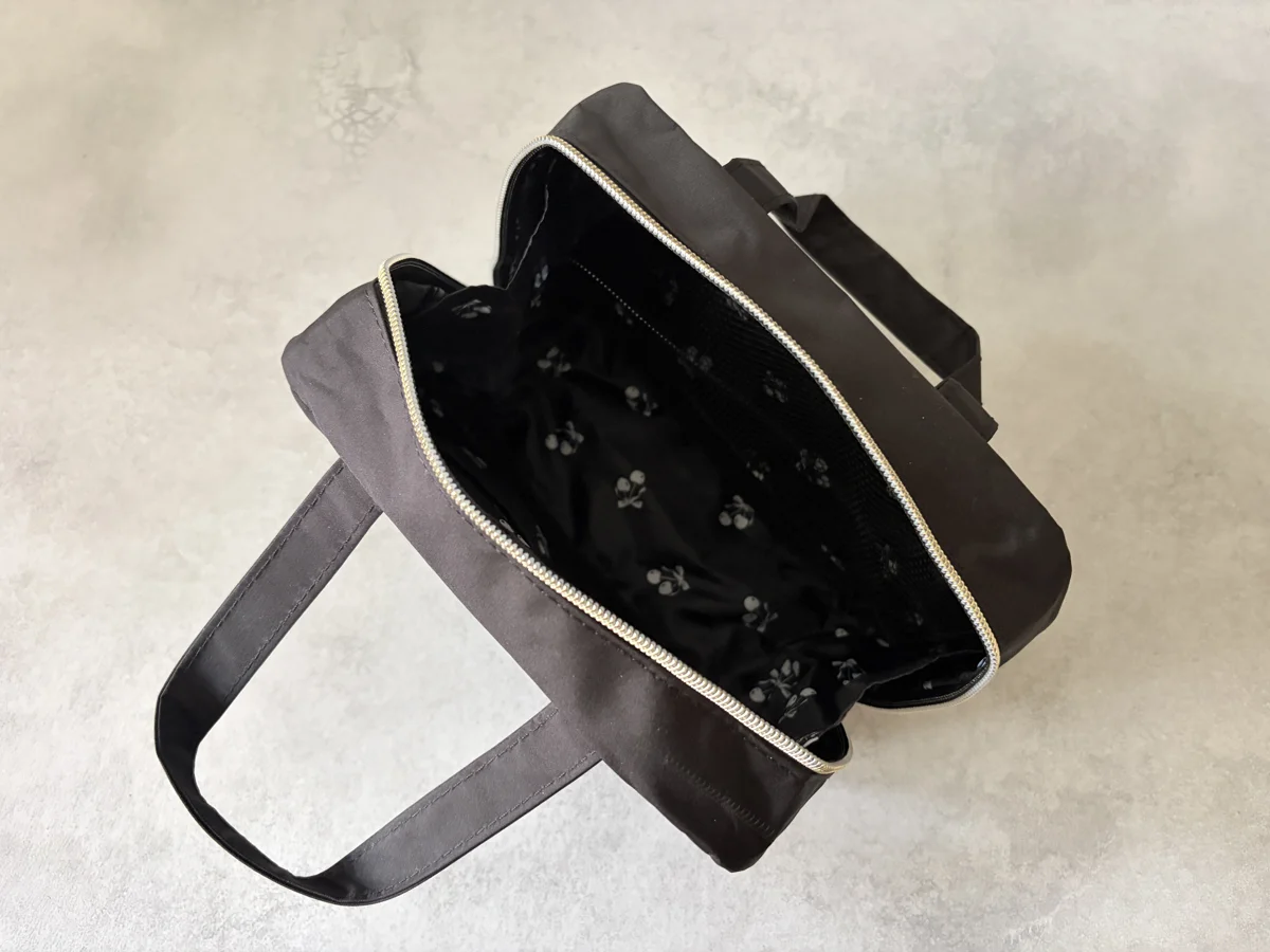 sweet 5月号 ジルバイのビッグリボンポーチ